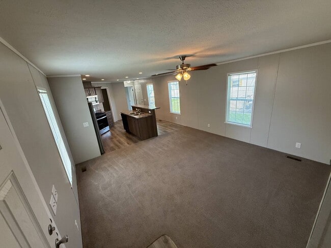 Building Photo - 2900 N Apperson Way