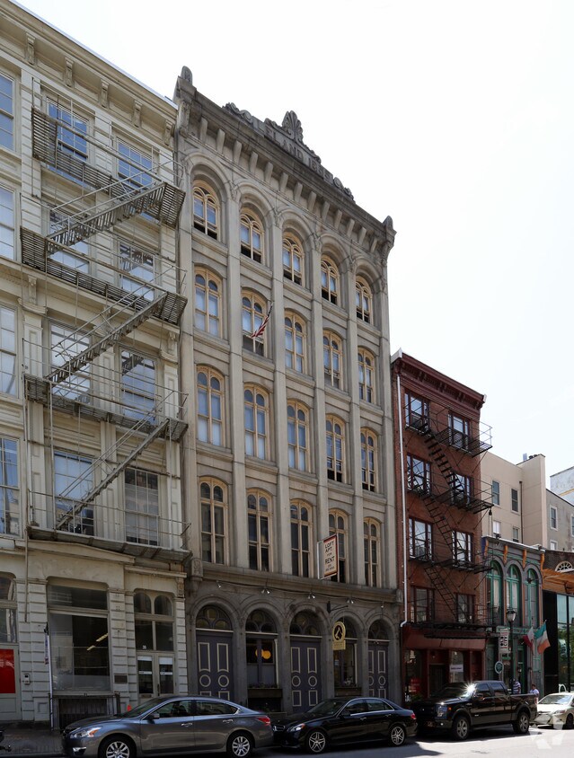Foto del edificio - 37 S 3rd St