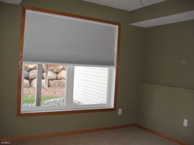 Foto del edificio - 5024 Bluff Heights Trail SE
