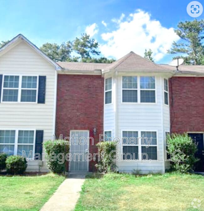 Building Photo - 5556 Pineridge Ct