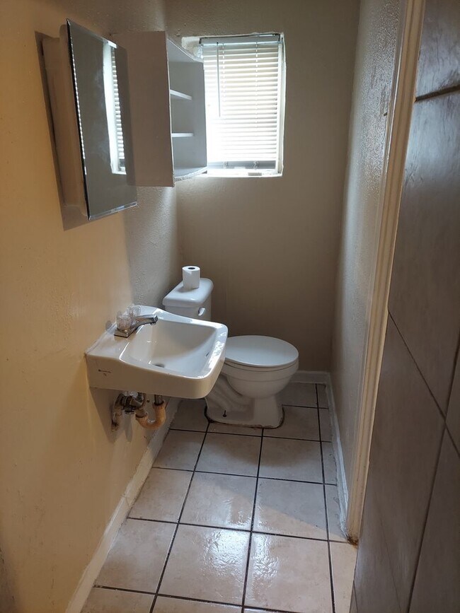 Foto del edificio - 979 Leasing - Cheyenne Apartments
