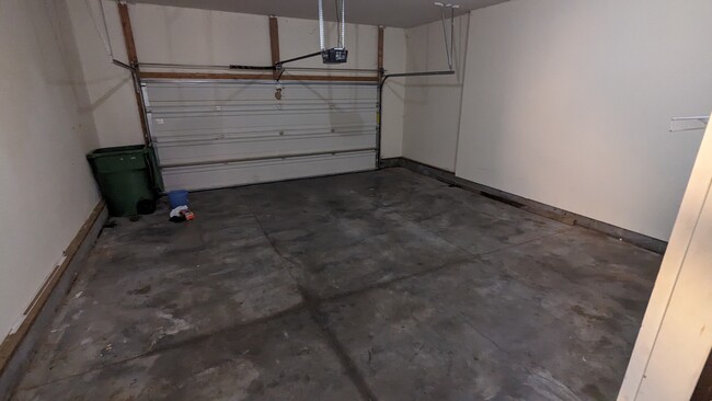 Building Photo - 2812 W 37th St