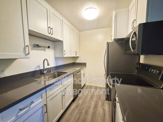 Foto del edificio - 6304 Friars Rd