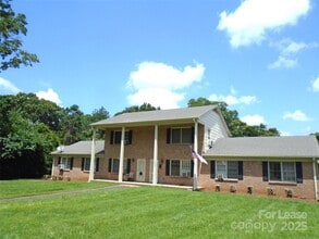 Building Photo - 4227 Walker Rd