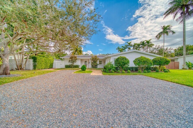 Foto del edificio - 7621 SW 65th Pl