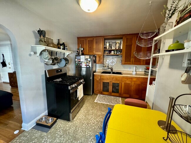 Foto del edificio - 2526 Johnson St NE