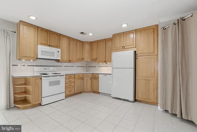 Foto del edificio - 2369 Southgate Square