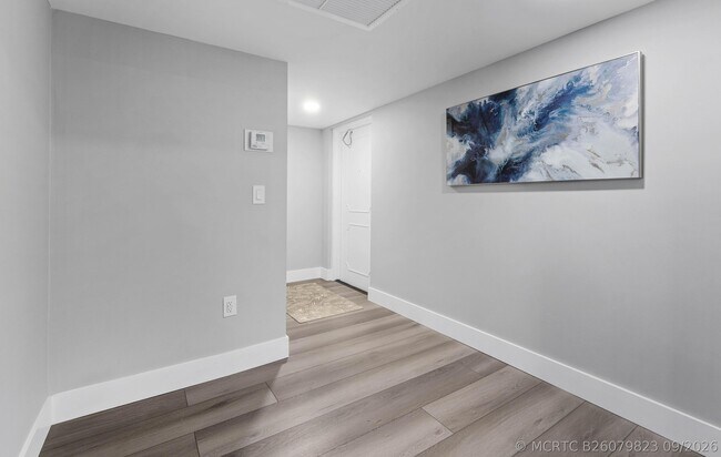 Foto del edificio - 3545 S Ocean Blvd