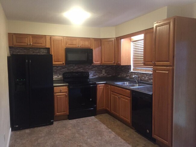 Building Photo - 5050 St Patrick Cir