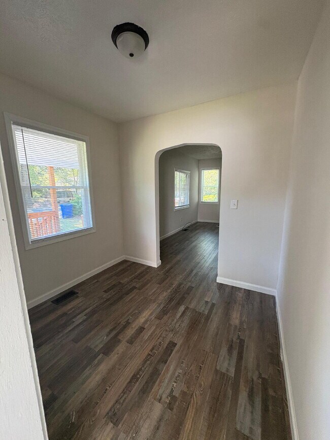 Foto del edificio - 1207 West Dr