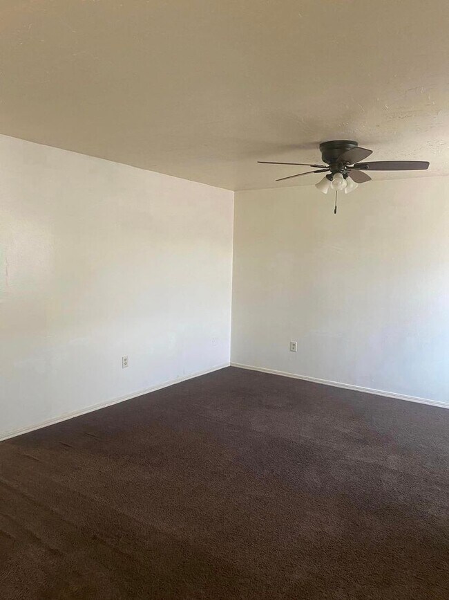 Foto del edificio - 1602 SW B Ave
