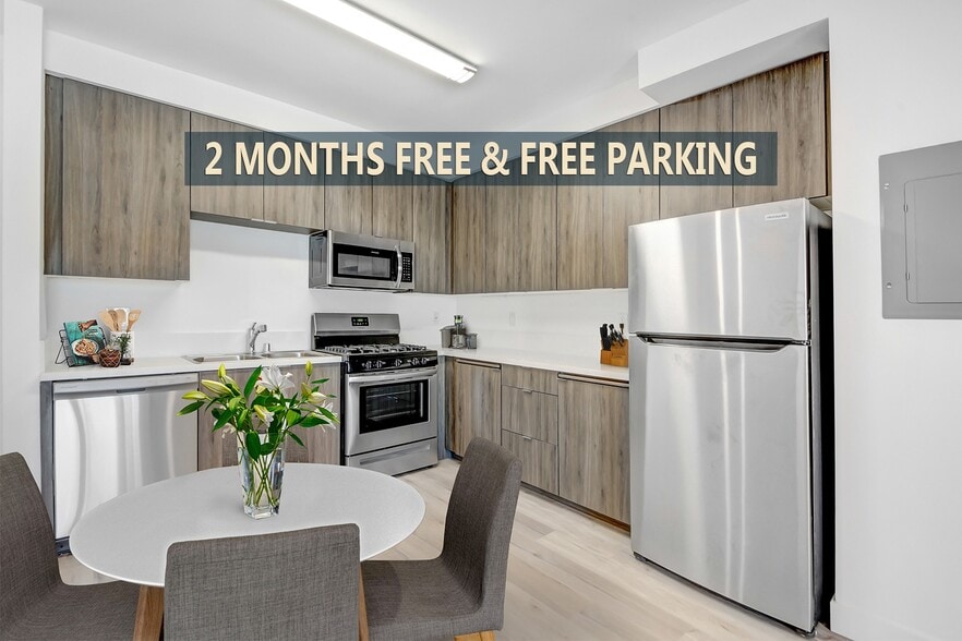 Decollage Apartments