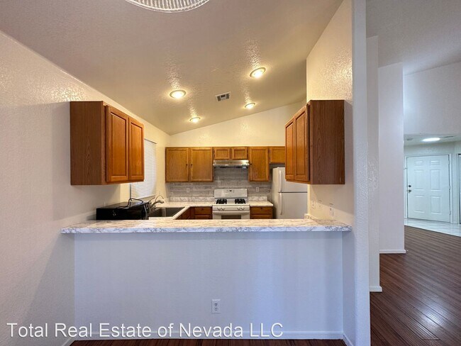 Foto del edificio - 2 br, 2 bath House - 5062 S Rainbow Blvd #201