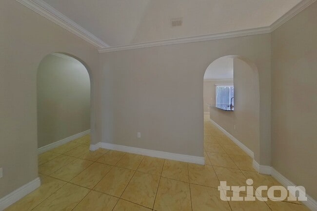 Building Photo - 312 Colony Ct