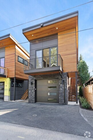 Building Photo - 1438 NW Cumberland Ave