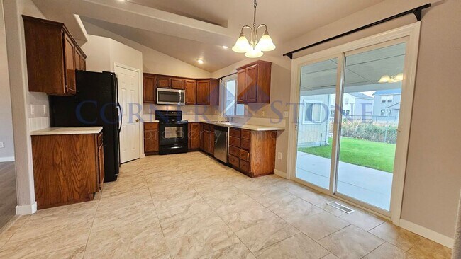 Building Photo - MOVE IN TODAY! FLEXIBE LEASE OPTIONS AVAIL...