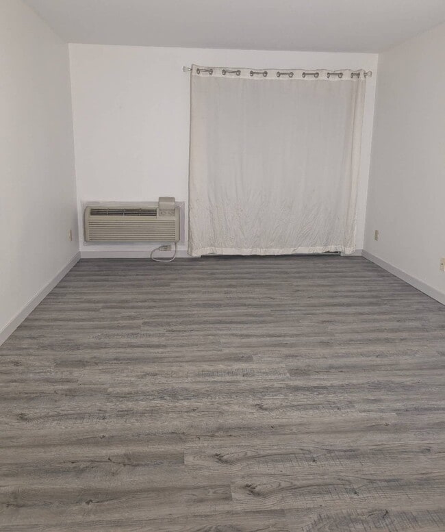 Building Photo - 1144 Morraine View Dr