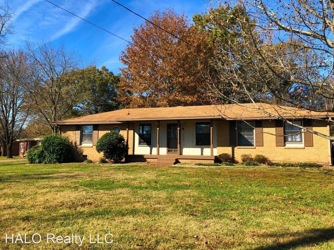 122 Anchor Dr, Hendersonville, TN 37075 House Rental in