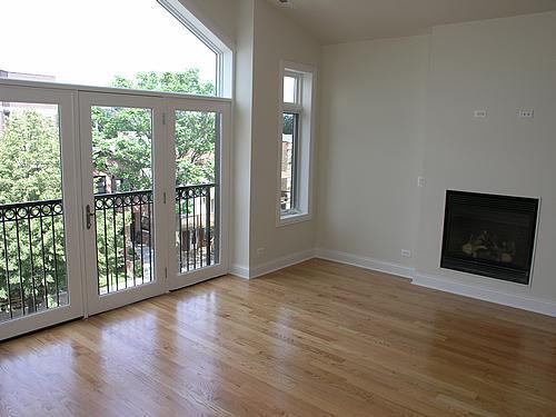 Foto del edificio - 3823 S Lowe Ave