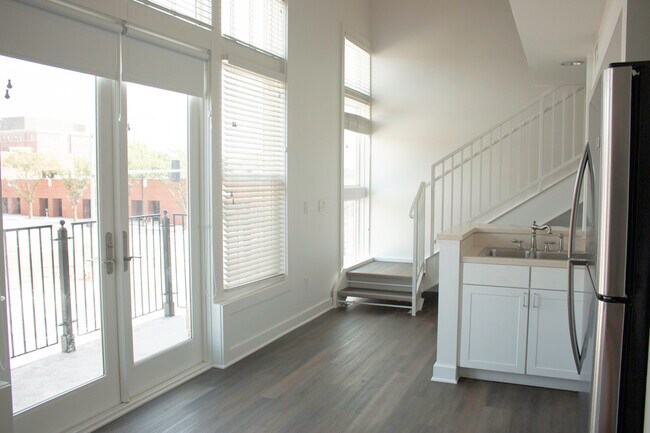 Living Area - 320 E 6th St