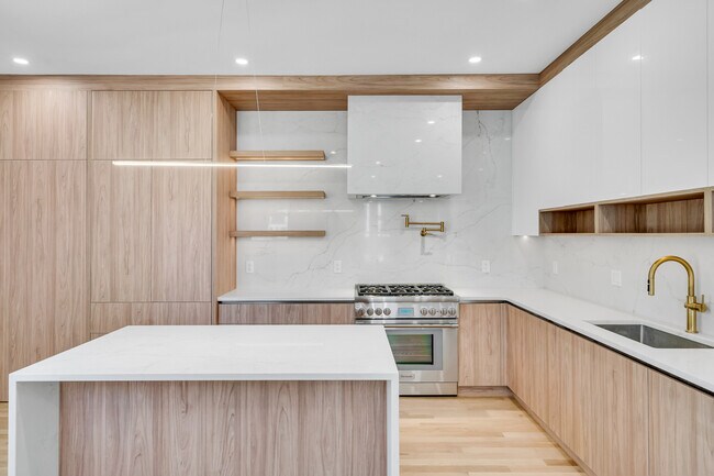 Foto del edificio - 77 Thorndike St