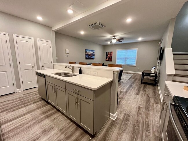 Interior Photo - Tiger Estates