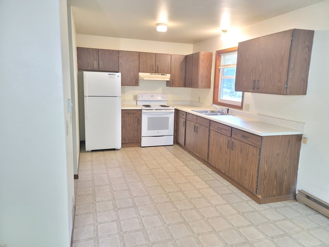 Primary Photo - 2460-2462 2nd Ave South