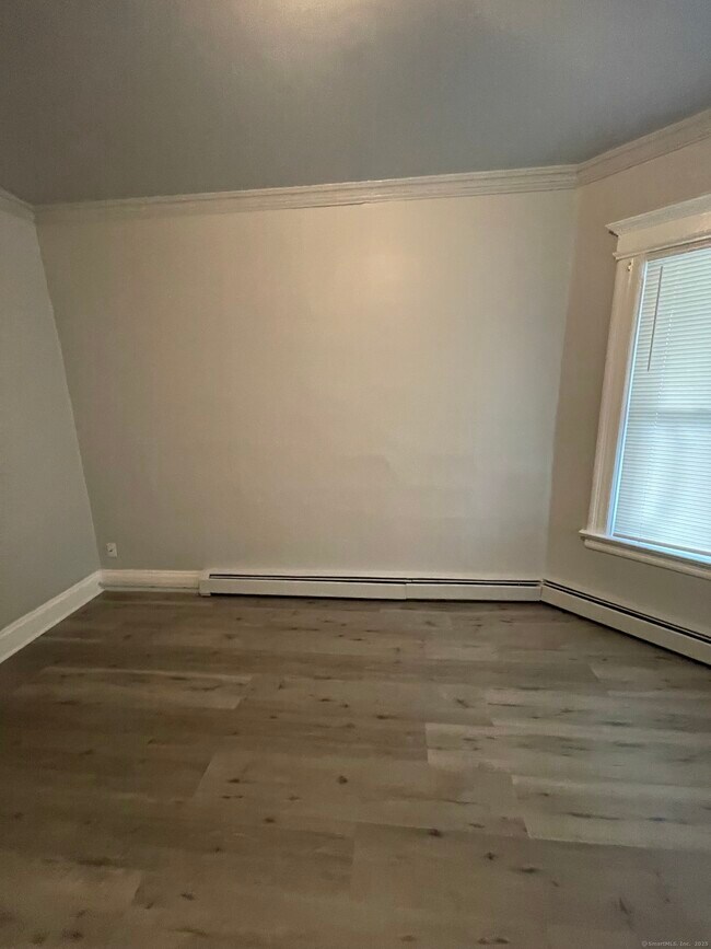 Foto del edificio - 424 Edgewood St