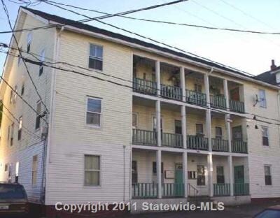 Primary Photo - 63 Fletcher St