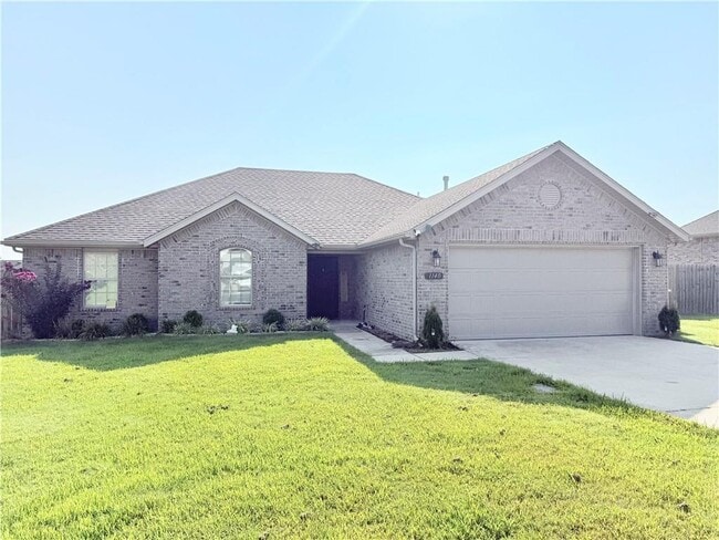 Building Photo - 1140 Willow Oak