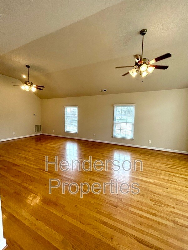 Foto del edificio - 7702 Haigler Gin Rd