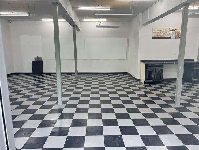 Foto del edificio - 711 Providence St