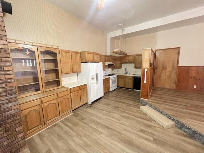 Foto del edificio - 55 S Main St