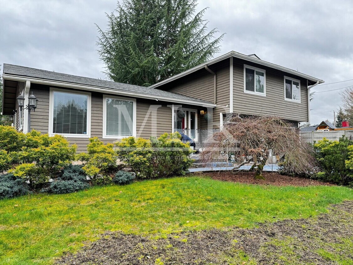 Foto principal - 10447 SE 222nd St