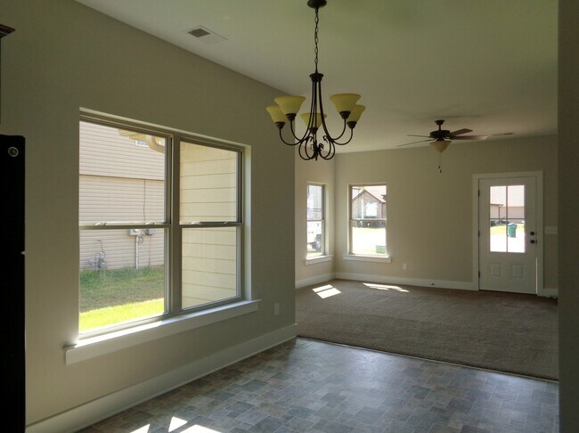 Foto del edificio - Beautiful Home for Rent in Tuscaloosa... Available to View with 48-hour Notice!!!