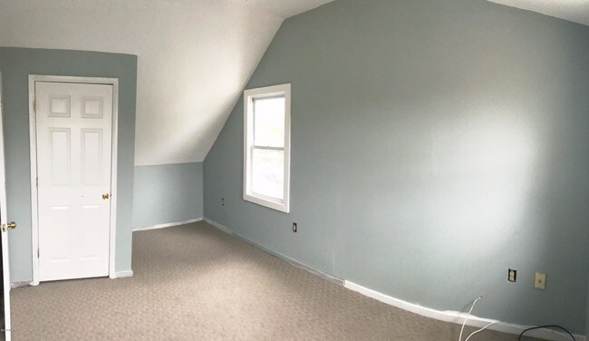 Building Photo - 314 8th Ave