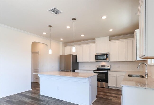 Foto del edificio - 8203 Knoxville Trl