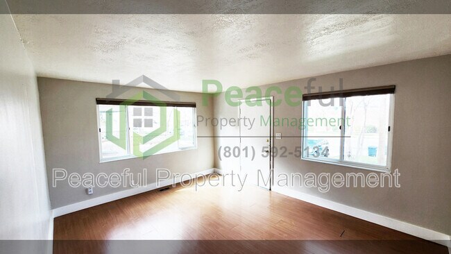 Foto del edificio - 853 S 900 E