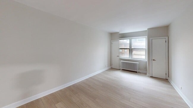 Interior Photo - 290-296 Mona & 320 Montreal