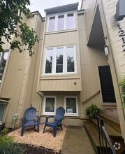 Building Photo - 12127 Shore View Dr