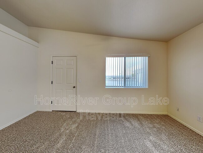 Building Photo - 2290 Agave Dr