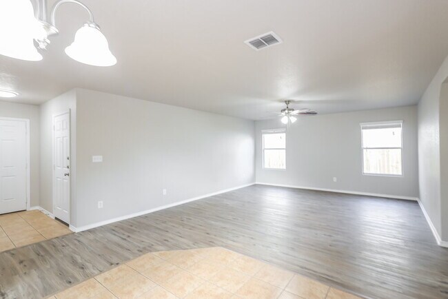 Building Photo - 10706 Rimfire Run Ln