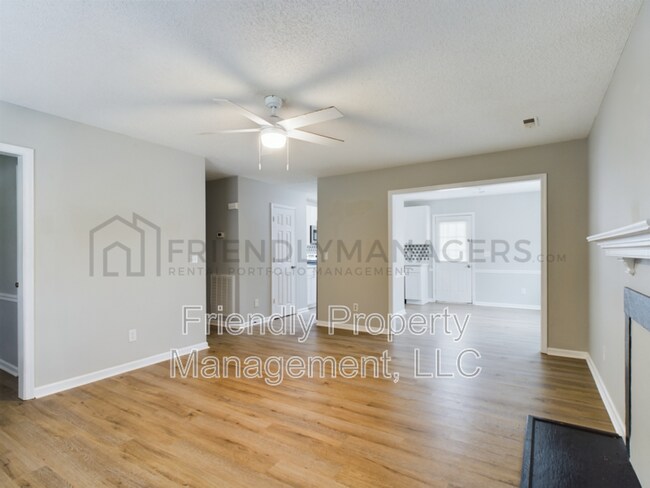 Foto del edificio - 4715 Eagle Rock Rd