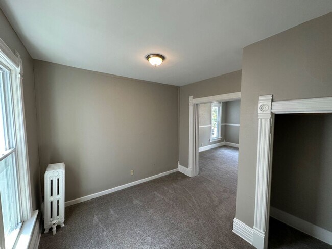 Foto del edificio - 606 N West Avenue