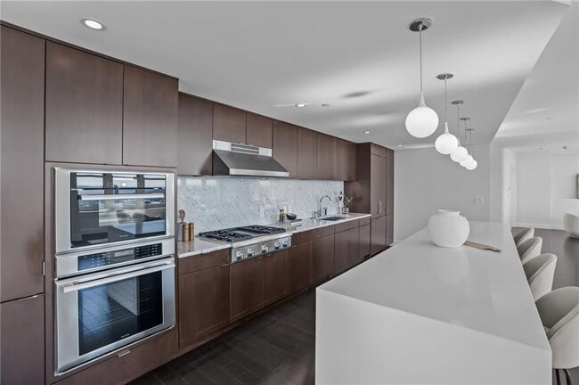 Foto del edificio - 1 W Exchange St