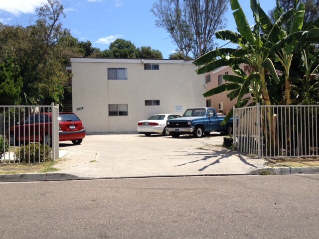 Primary Photo - 5078 Auburn Dr