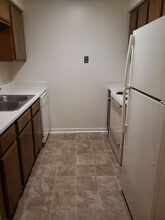 Building Photo - 314 Yelton Ct