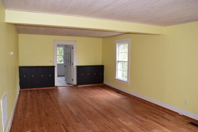 Foto del edificio - Cute modern rancher in the heart of Highla...