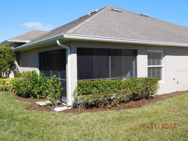 Foto del edificio - 3670 Lakewood Blvd