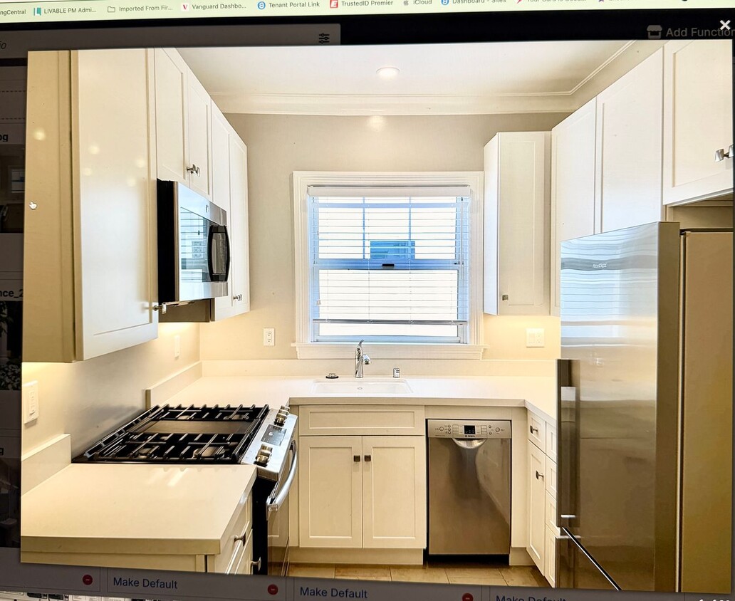 Interior Photo - Marina Court Apartments
